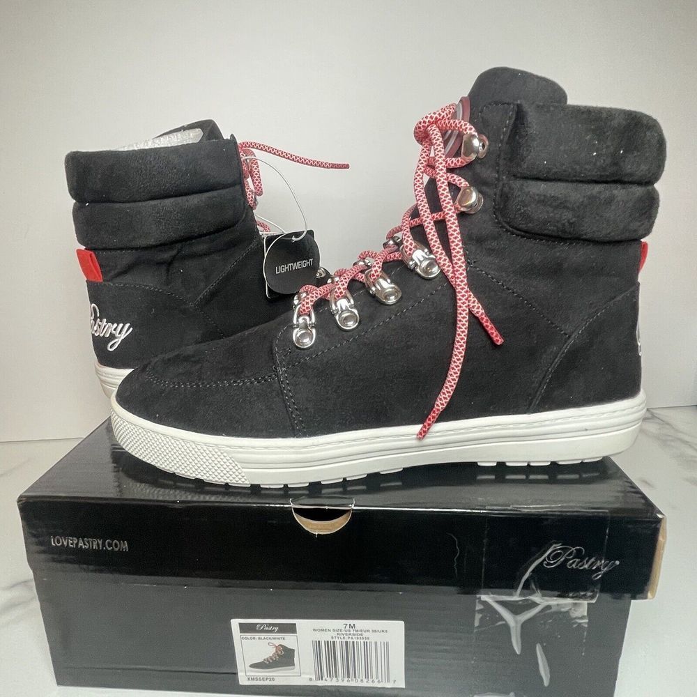 Women Sneaker Size 7M Black/White Pastry Riverside Padded Shoes - Picture 11 of 16